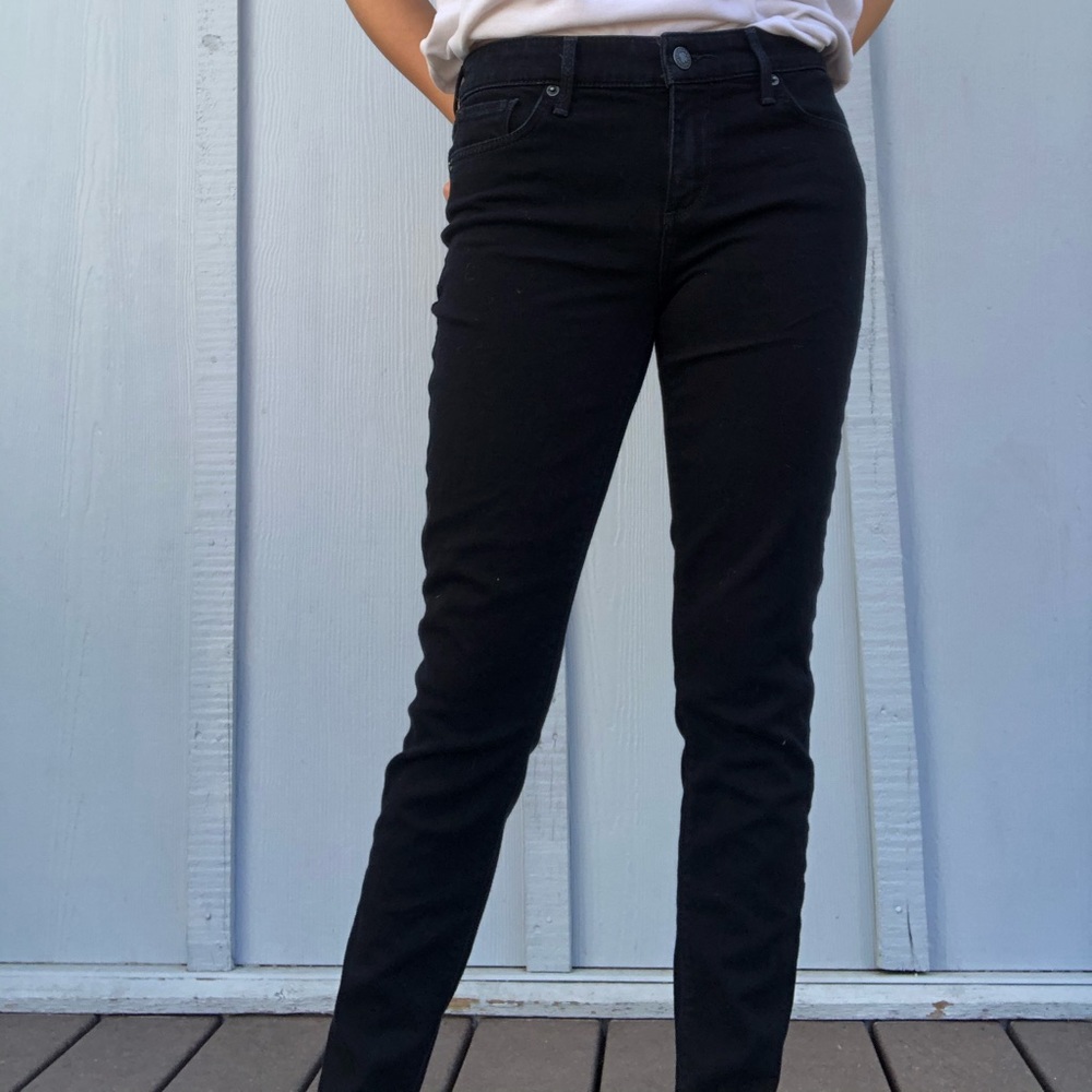 Lucky Brand Black Skinnies